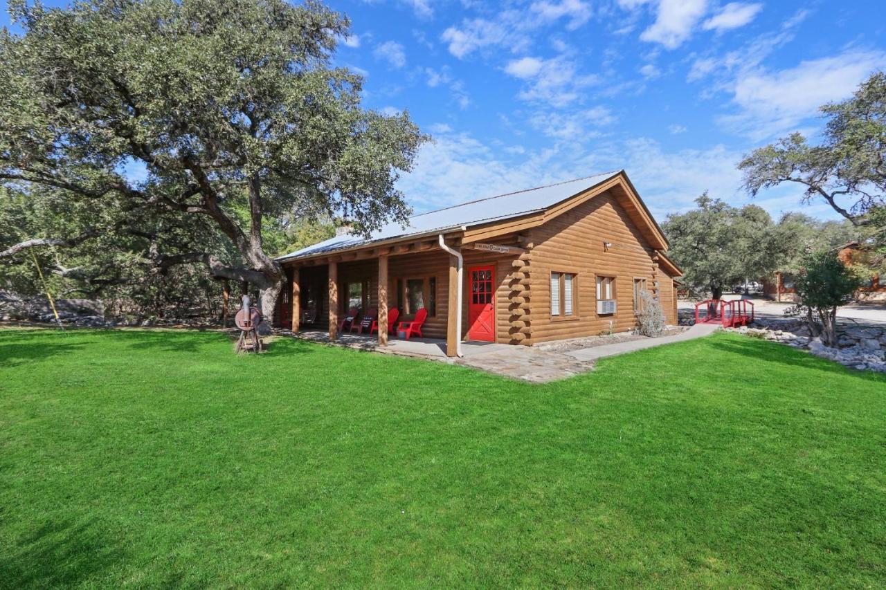 Wimberley Log Cabins Resort And Suites- Unit 3 Экстерьер фото